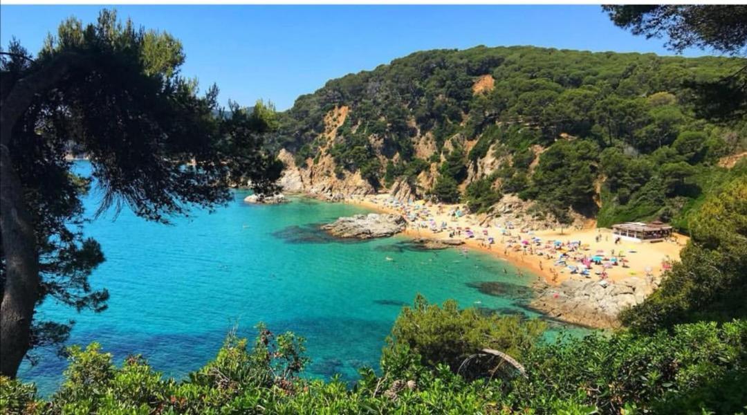 Seahomes Vacations, Beach&Pool, In Fenals Beach Lloret de Mar Bagian luar foto