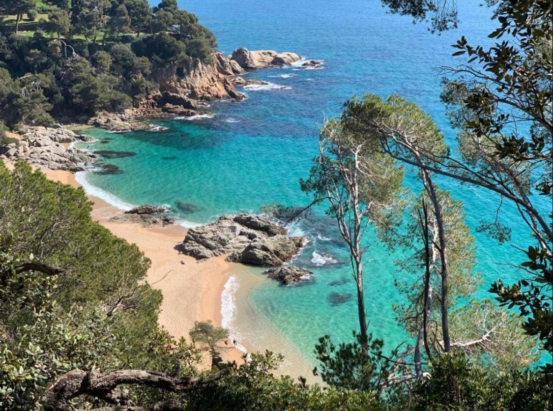 Seahomes Vacations, Beach&Pool, In Fenals Beach Lloret de Mar Bagian luar foto